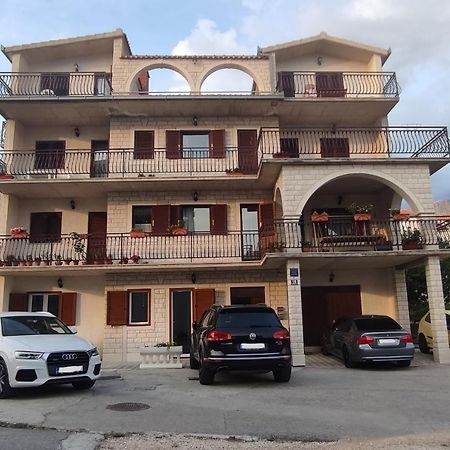 Apartments Villa Anna Podstrana Bagian luar foto